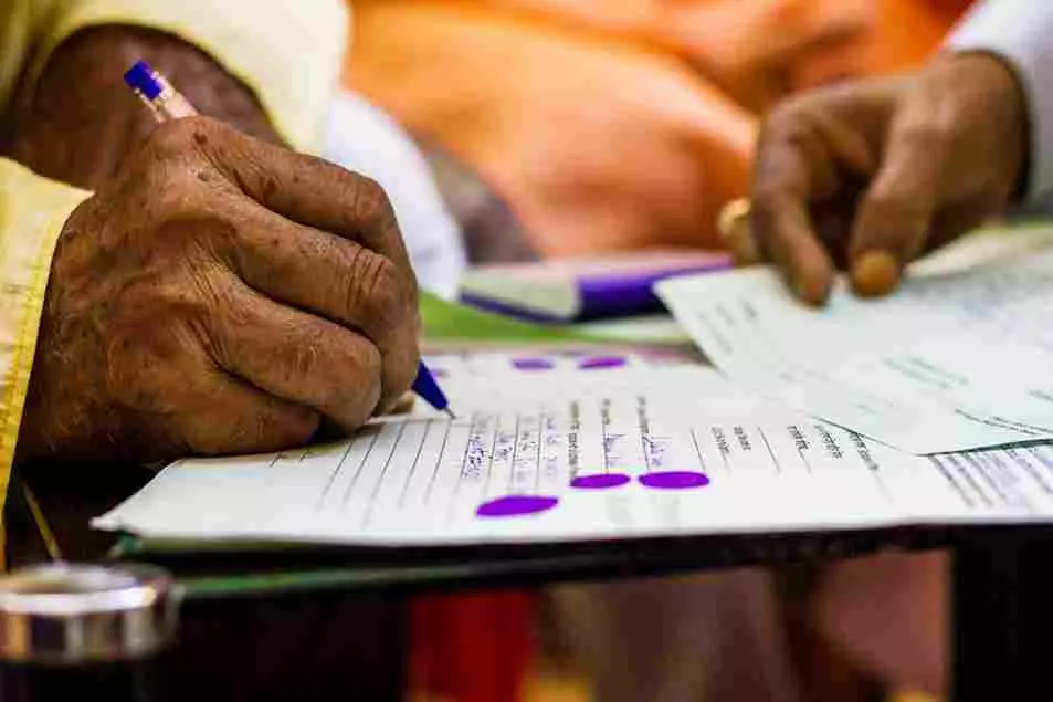 Andhra local body polls in doubt after Backward Classes reservations row High Court scrutiny of cast  https://thefederal.com/category/states/south/andhra-pradesh/andhra-local-body-polls-in-doubt-after-backward-classes-reservations-row-224280